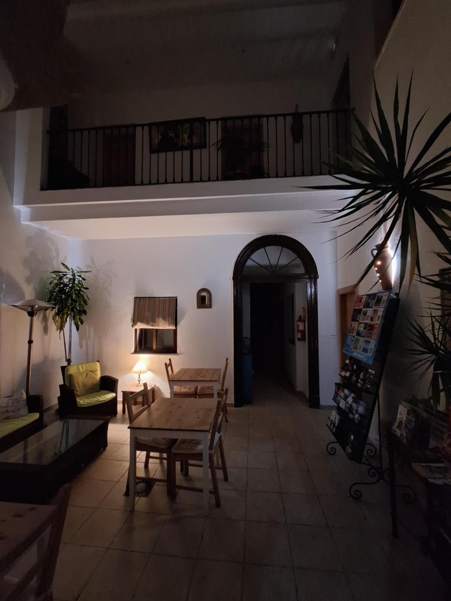 Hostal Fenix Jerez de la Frontera Exterior foto