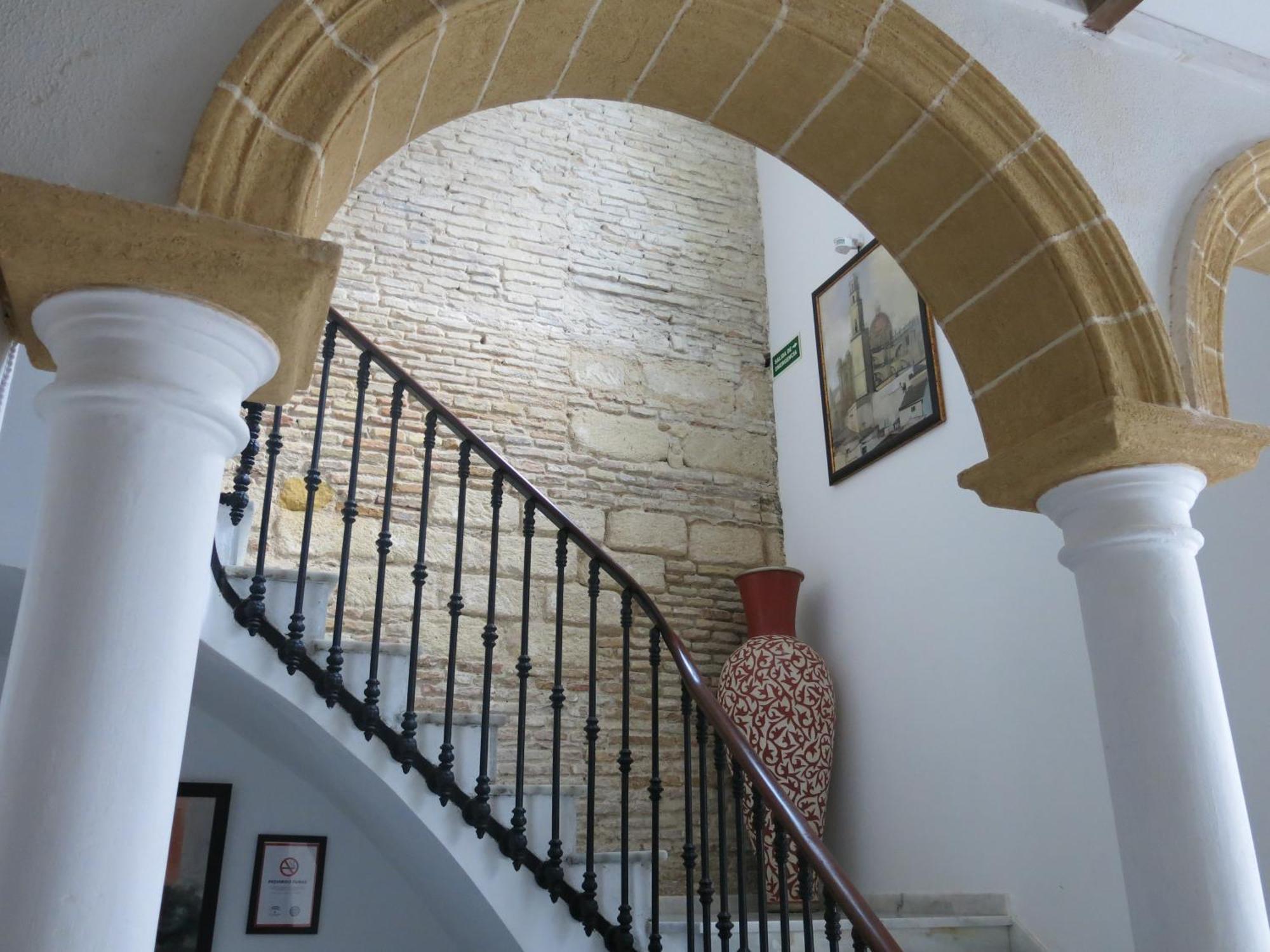 Hostal Fenix Jerez de la Frontera Exterior foto